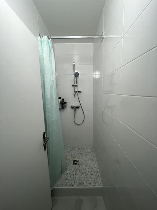 Hana Home Mantes-La-Jolie 6 Personnes Parking Public Gratuit Business&Family Zewnętrze zdjęcie